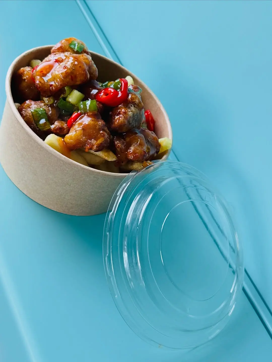 Aripioare picante — produs nou anunțat pe Instagram.